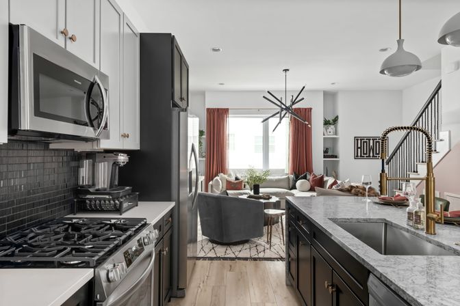 The Hubb House with Hot Tub and Rooftop Lounge image 34