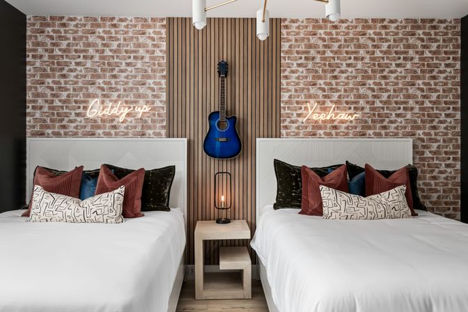 The Hubb House with Hot Tub and Rooftop Lounge image 26