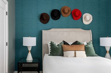 The Hubb House with Hot Tub and Rooftop Lounge image 12