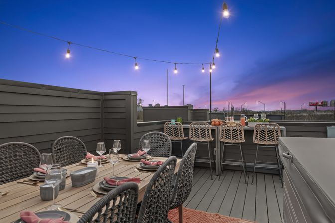 The Hubb House with Hot Tub and Rooftop Lounge image 27