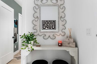 The Hubb House with Hot Tub and Rooftop Lounge image 14