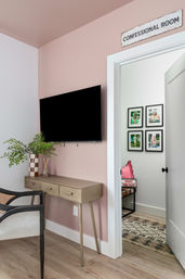 The Hubb House with Hot Tub and Rooftop Lounge image 16