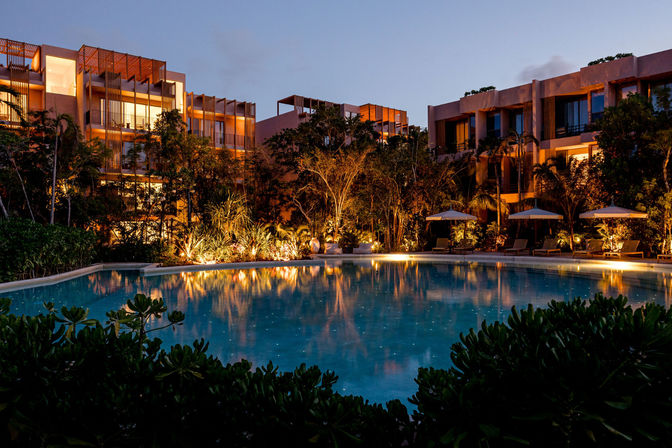 Aflora Luxury Penthouse image 15