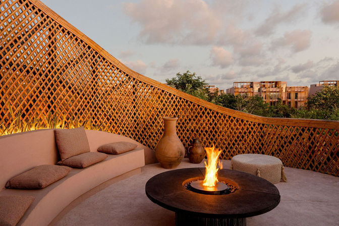 Aflora Luxury Penthouse image 16