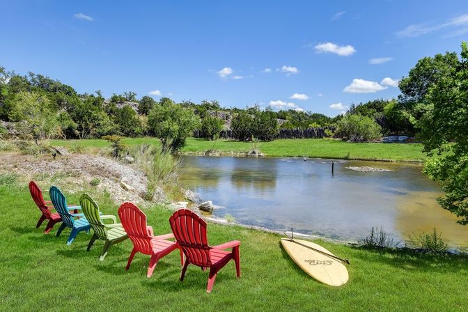 The Retreat at Crystal Creek: Outdoor Oasis with Spring-Fed Pond for Kayaking & Fishing image 22