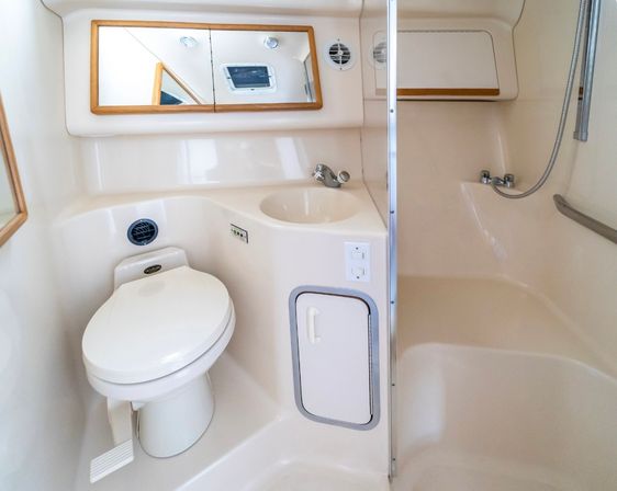 Miami Private Yacht experience on 40ft Sea Ray image 20