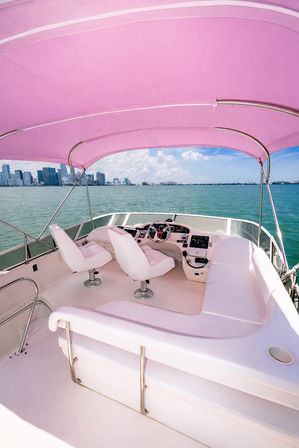 Miami’s Pink Party Yacht: 50ft Horizon Bachelorette Boat image 11