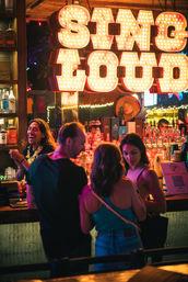 Pete's Dueling Piano Bar - Chicago image 18