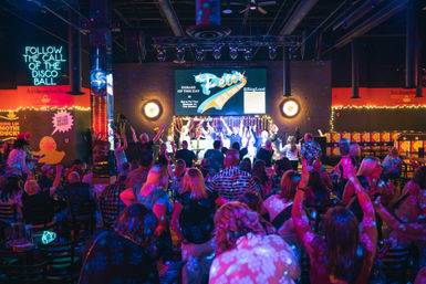 Pete's Dueling Piano Bar - Chicago image 5