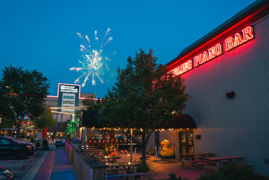 Pete's Dueling Piano Bar - Chicago image 4