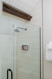 Double Your Space: Adjoining Rooms at Award Winning Russell Hotel! image 10