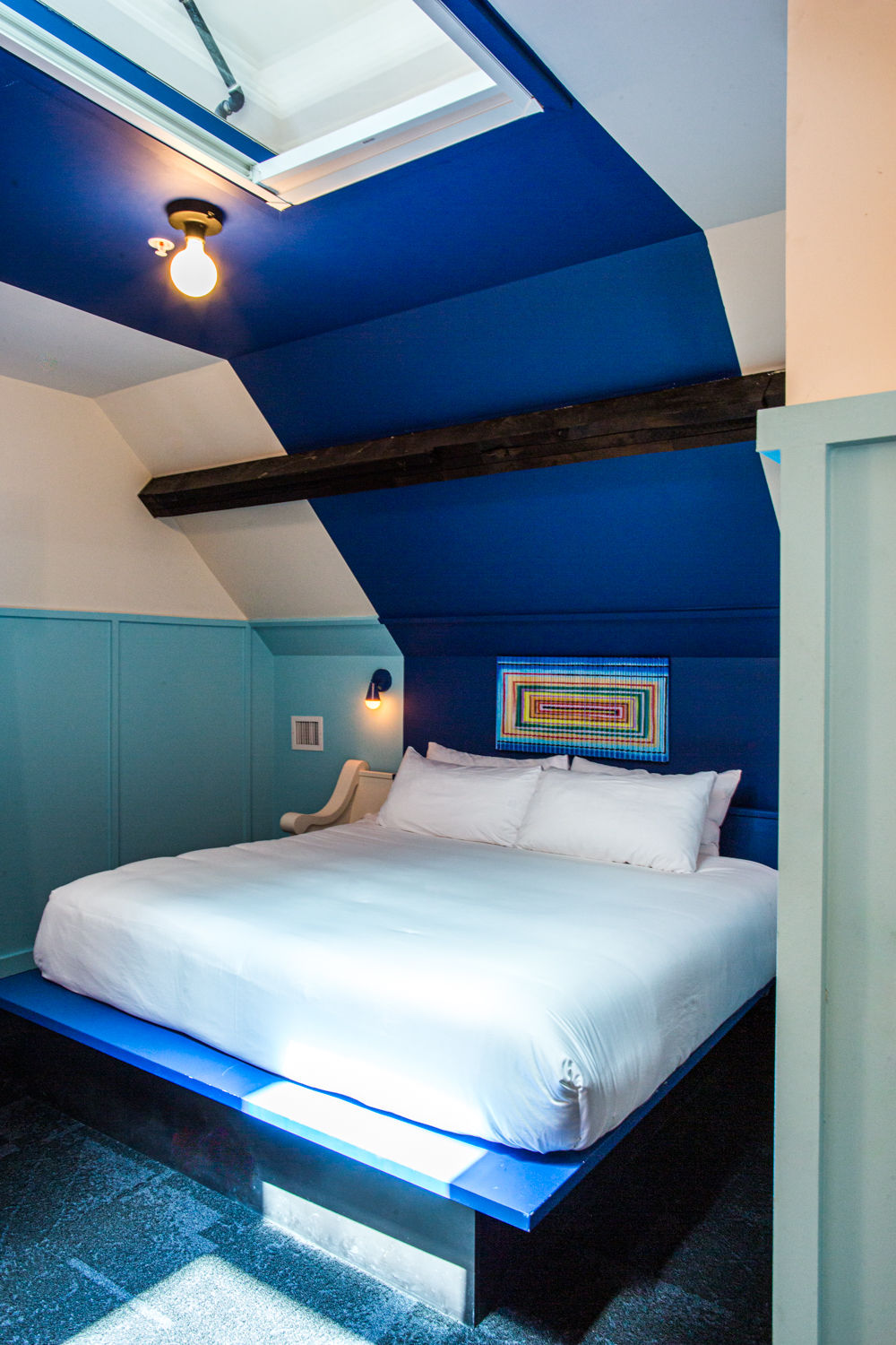 Double Your Space: Adjoining Rooms at Award Winning Russell Hotel! image 1