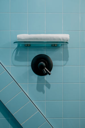 Double Your Space: Adjoining Rooms at Award Winning Russell Hotel! image 12