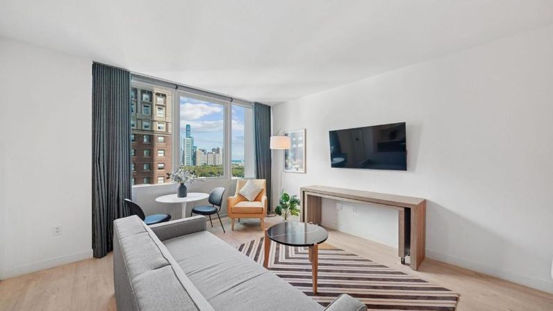 Luxury High-Rise Apartments at Sentral Michigan Avenue image 54