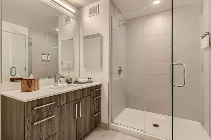 Luxury High-Rise Apartments at Sentral Michigan Avenue image 50