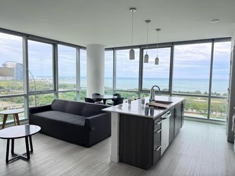 Luxury High-Rise Apartments at Sentral Michigan Avenue image 51
