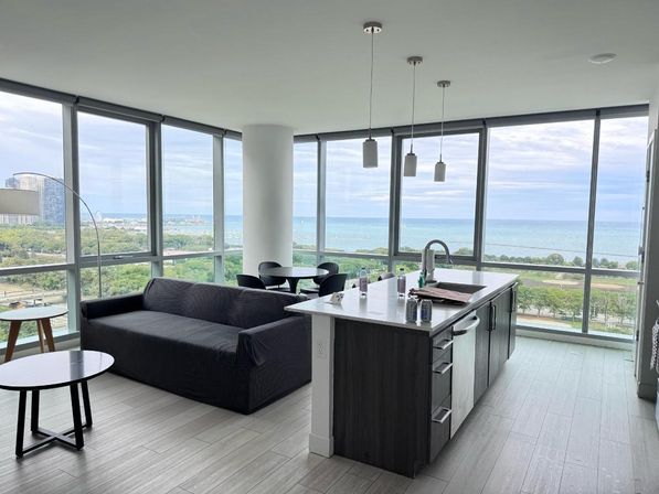 Luxury High-Rise Apartments at Sentral Michigan Avenue image 51