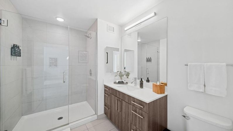 Luxury High-Rise Apartments at Sentral Michigan Avenue image 56