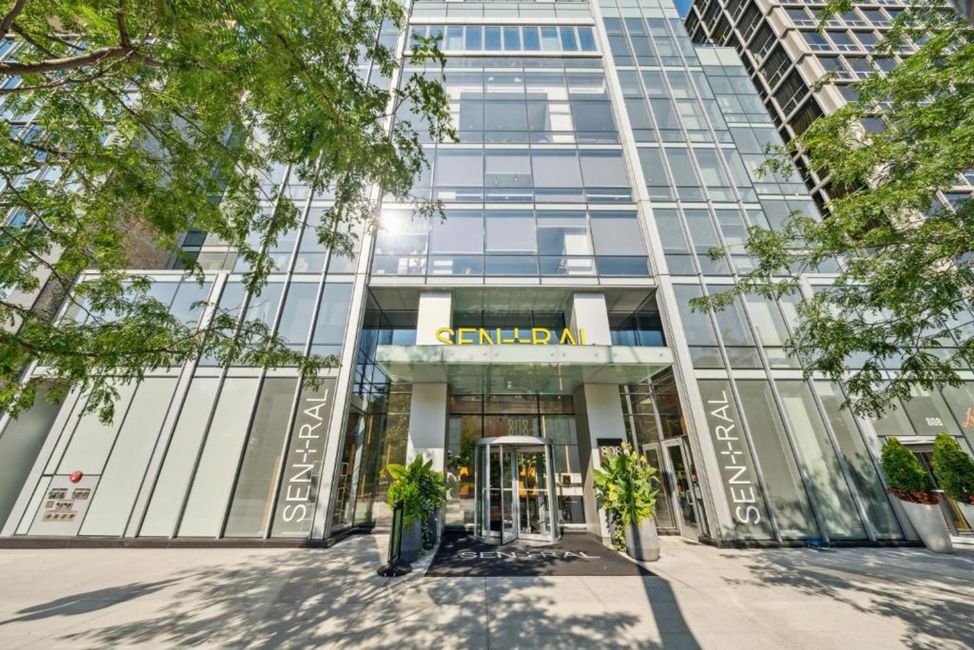Luxury High-Rise Apartments at Sentral Michigan Avenue image 1