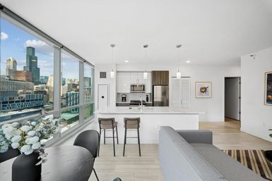 Luxury High-Rise Apartments at Sentral Michigan Avenue image 69