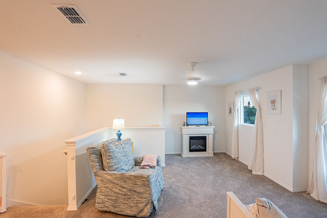 Double Luxury: Sleeps 26, Mins to Beach, Hot Tub image 7