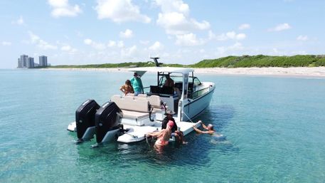 Palm Beach Luxury Yacht & Day Boat Cruises image 46