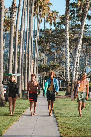 Surf’s Up Crew! Epic Group Surf Lesson Experience image 7