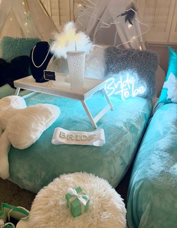 Luxury Bachelorette Sleepover Experience and DIY Activities in Scottsdale image 21