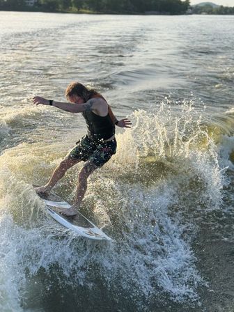 Surf music city boat rentals . image 4