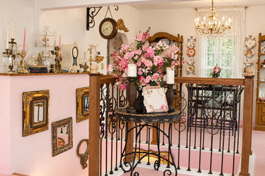 Vintage Casa Rosada: Pink Party Venue Near Fort Worth Stockyards image 22