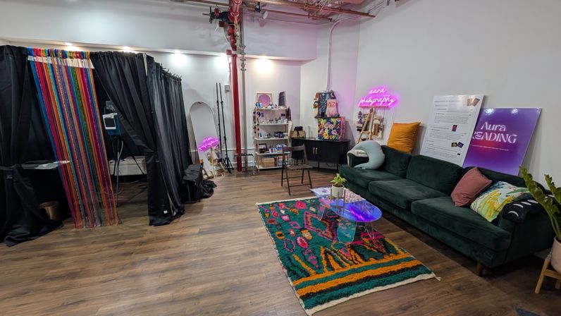 Bachelorette Party Aura Photography in NYC image 10