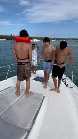 Luxury Miami Yacht Experience for Birthday's, Bachelorettes & Celebrations image 38