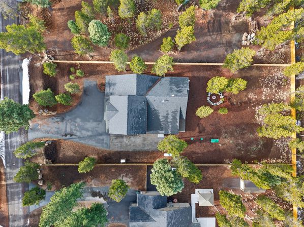 Downey Pines - 5BD Luxurious Mtn Home in Sunriver image 49