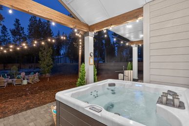 Downey Pines - 5BD Luxurious Mtn Home in Sunriver image 85