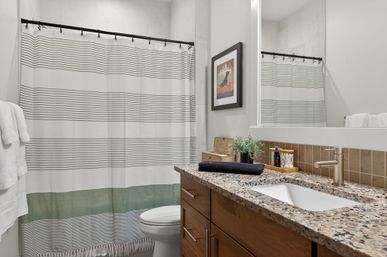 Downey Pines - 5BD Luxurious Mtn Home in Sunriver image 56