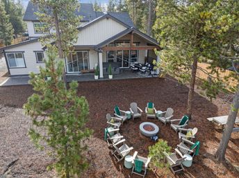 Downey Pines - 5BD Luxurious Mtn Home in Sunriver image 86