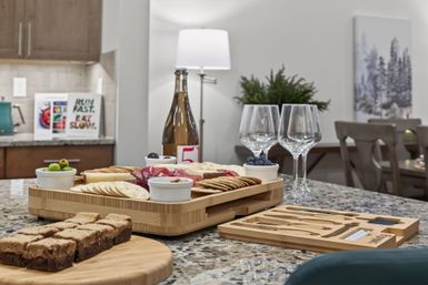 Downey Pines - 5BD Luxurious Mtn Home in Sunriver image 52