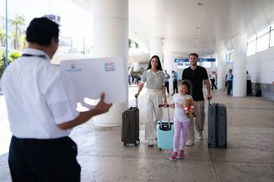 Cancun Airport Transportation: Professional, Private & Comfortable image 2