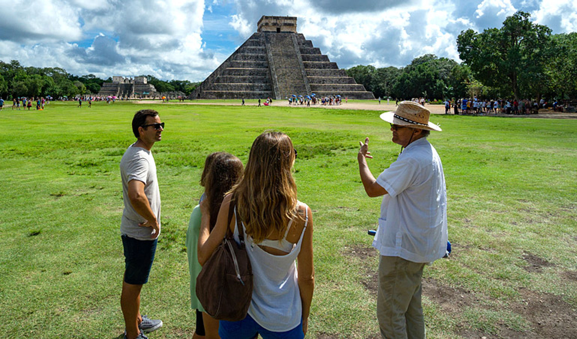 Chichen Itza Tour Wonder of the World image 1