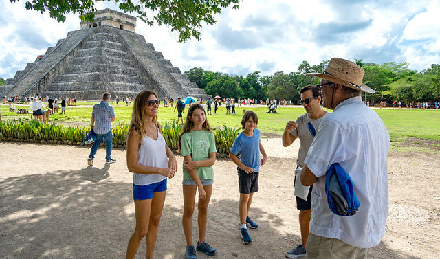 Chichen Itza Tour Wonder of the World image 3