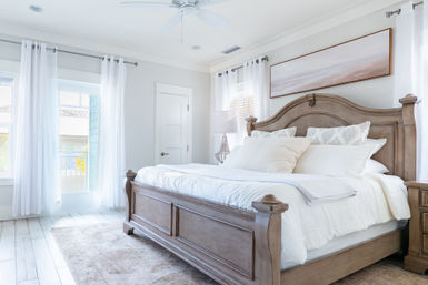 Girls Trip Beach House: Rooftop Patio, Walk to Beach, Pool, Shops + Bars image 40