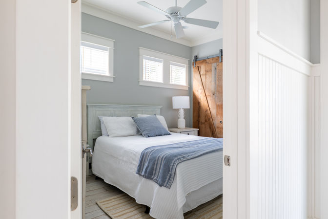 Girls Trip Beach House: Rooftop Patio, Walk to Beach, Pool, Shops + Bars image 23