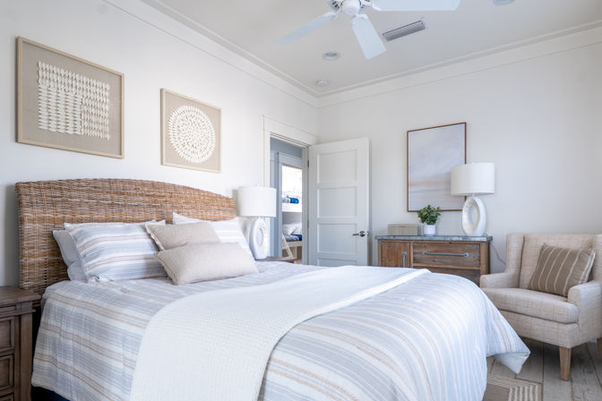 Girls Trip Beach House: Rooftop Patio, Walk to Beach, Pool, Shops + Bars image 35