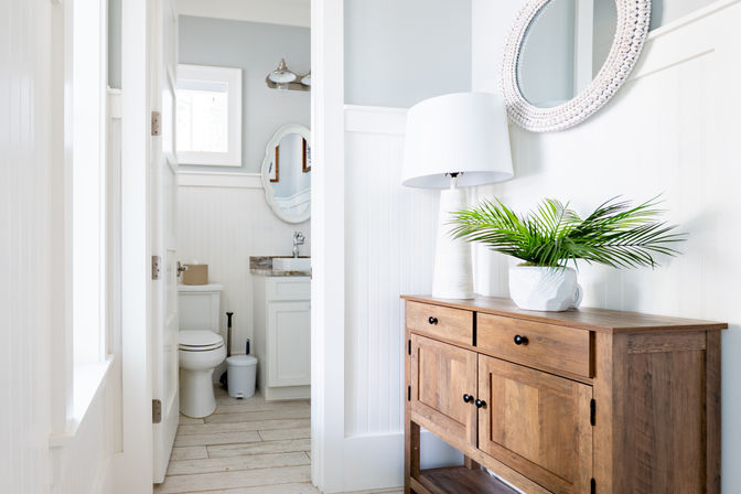 Girls Trip Beach House: Rooftop Patio, Walk to Beach, Pool, Shops + Bars image 22