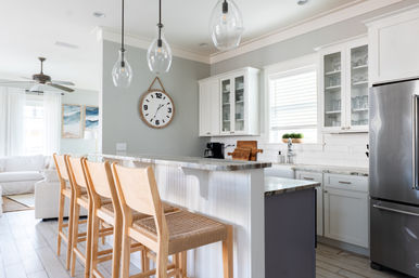 Girls Trip Beach House: Rooftop Patio, Walk to Beach, Pool, Shops + Bars image 18