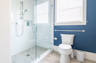 Girls Trip Beach House: Rooftop Patio, Walk to Beach, Pool, Shops + Bars image 27