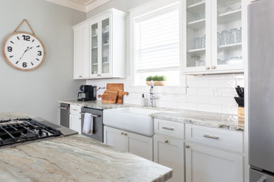 Girls Trip Beach House: Rooftop Patio, Walk to Beach, Pool, Shops + Bars image 19