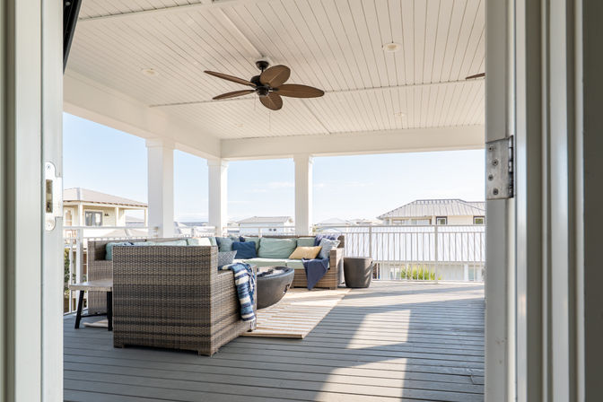 Girls Trip Beach House: Rooftop Patio, Walk to Beach, Pool, Shops + Bars image 57