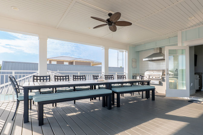 Girls Trip Beach House: Rooftop Patio, Walk to Beach, Pool, Shops + Bars image 61