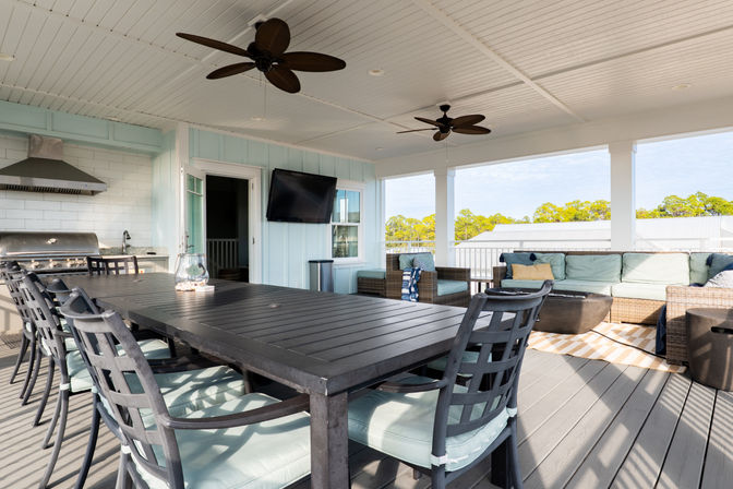 Girls Trip Beach House: Rooftop Patio, Walk to Beach, Pool, Shops + Bars image 62